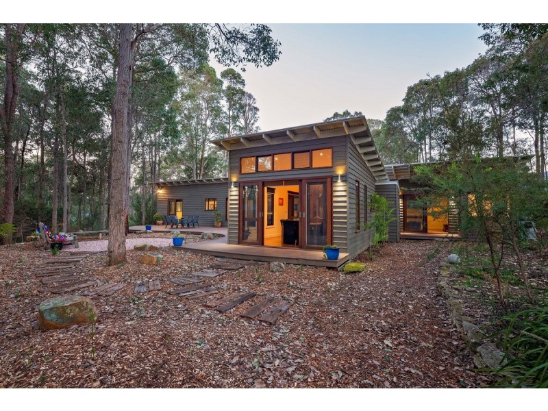 6 Bushlands Rise, Margaret River WA 6285