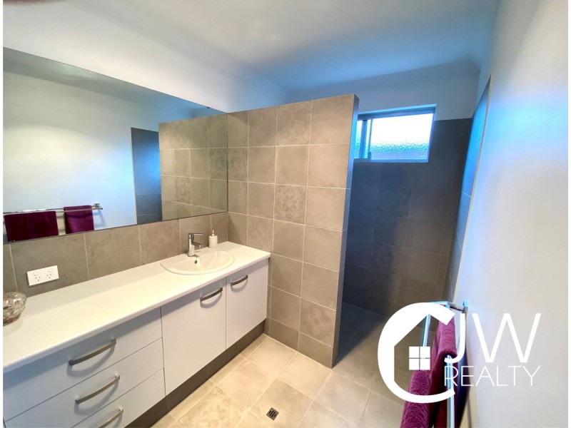 25 Daly Road, Yalyalup WA 6280