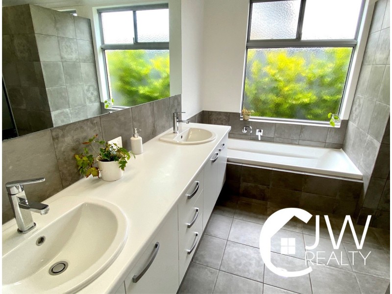 25 Daly Road, Yalyalup WA 6280
