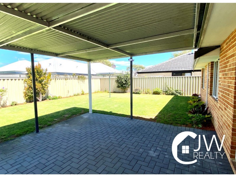 81 Beachfields Drive, Broadwater WA 6280
