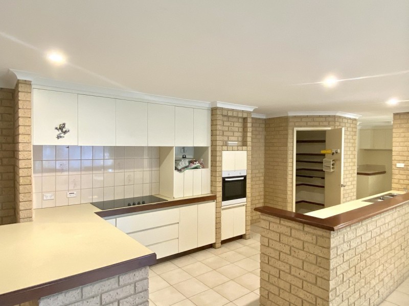 54 Lilly Crescent, West Busselton WA 6280