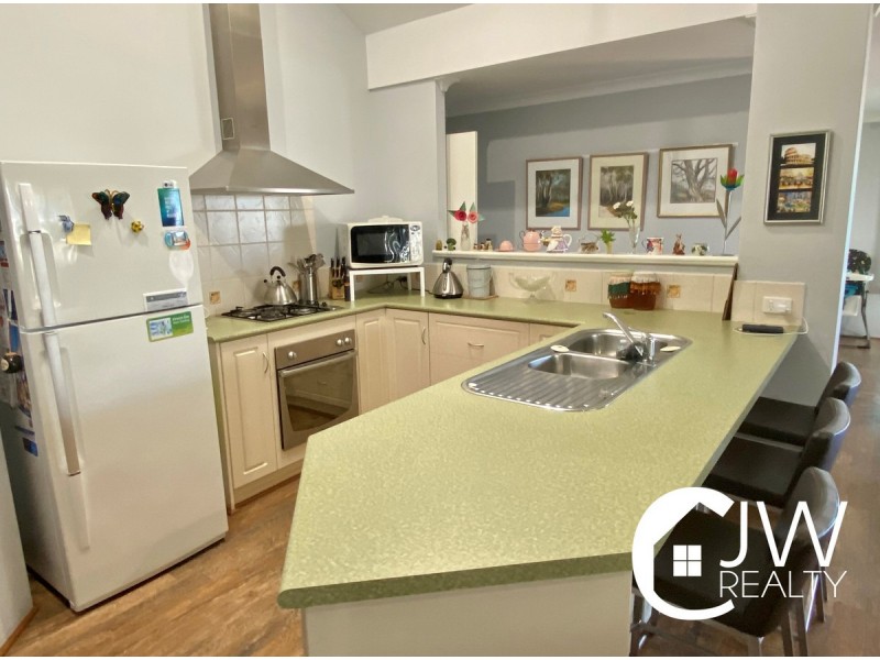 53 Marsupial Bend, Broadwater WA 6280