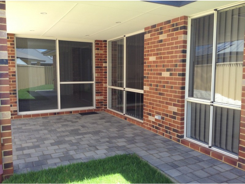 11 Pertuis Way, Yalyalup WA 6280