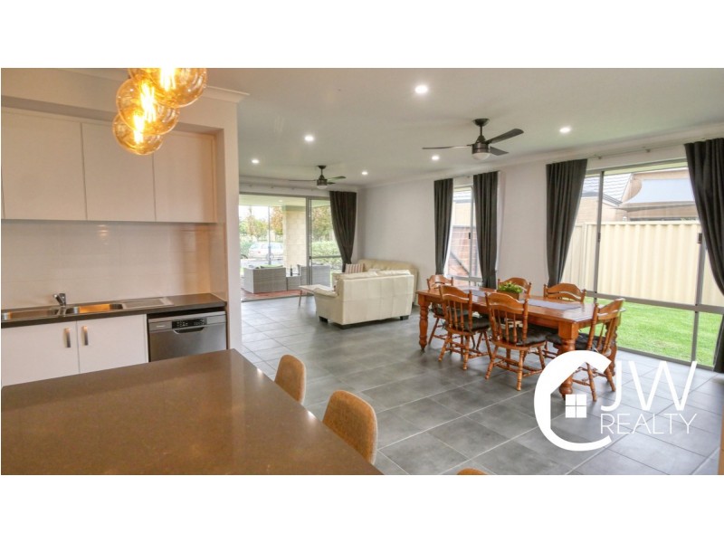 36 Almond Parkway, Yalyalup WA 6280