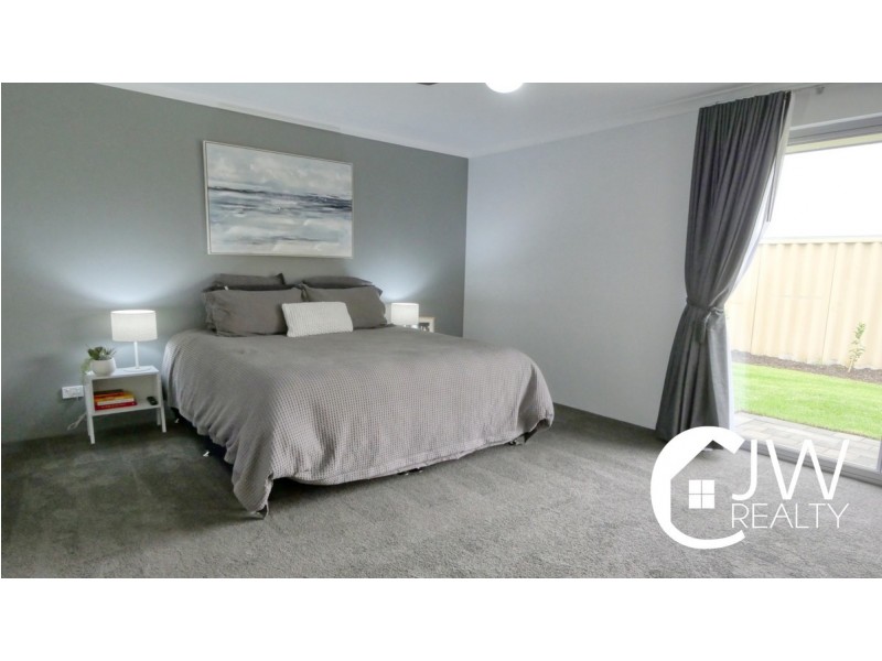 36 Almond Parkway, Yalyalup WA 6280