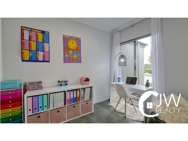 36 Almond Parkway, Yalyalup WA 6280