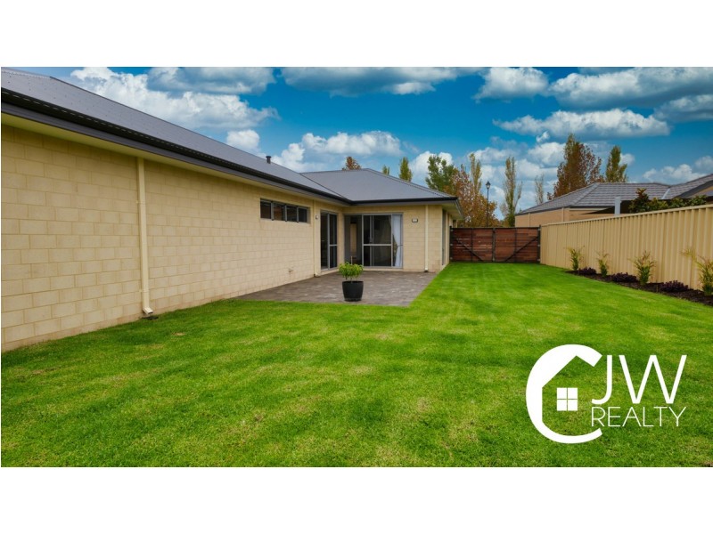 36 Almond Parkway, Yalyalup WA 6280