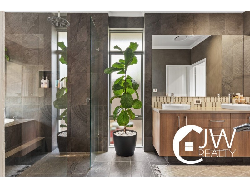 1 Waterville Road, Dunsborough WA 6281