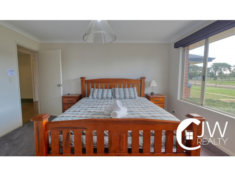 51 Peaceful Way, Ambergate WA 6280