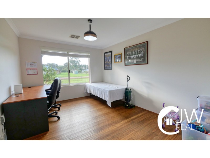 51 Peaceful Way, Ambergate WA 6280