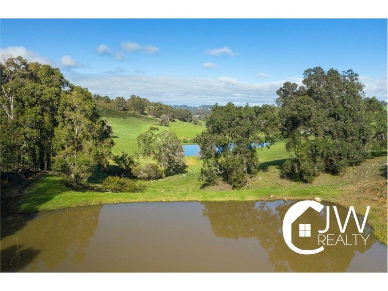 96 Pugsley Road, Lowden WA 6240