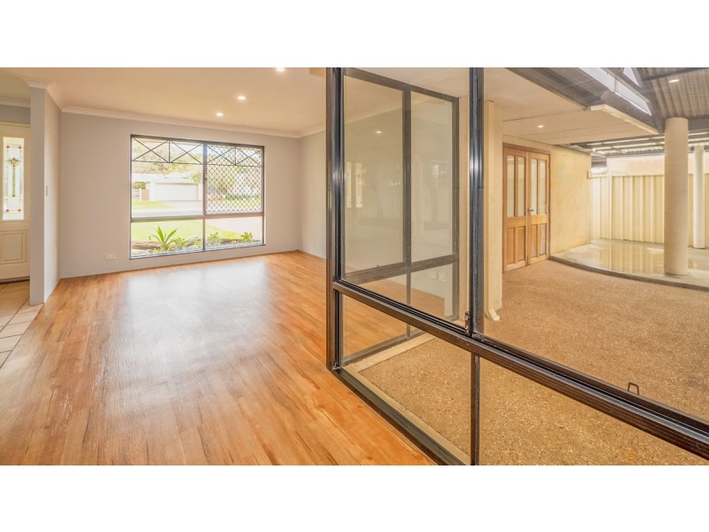 13 Glen Eagles Grove, West Busselton WA 6280