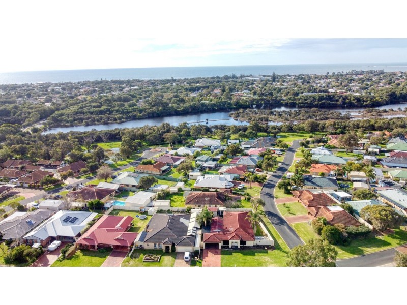 13 Glen Eagles Grove, West Busselton WA 6280