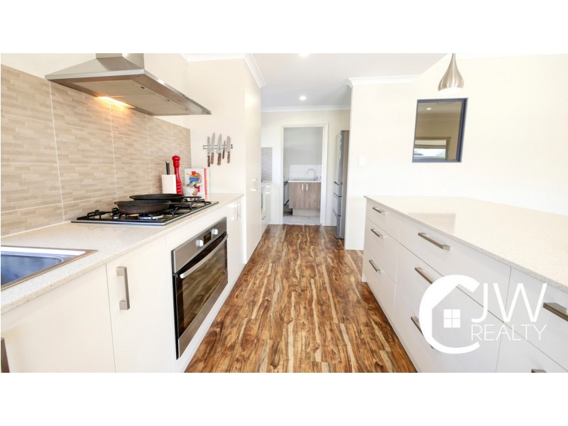 136 Napoleon Promenade, Kealy WA 6280
