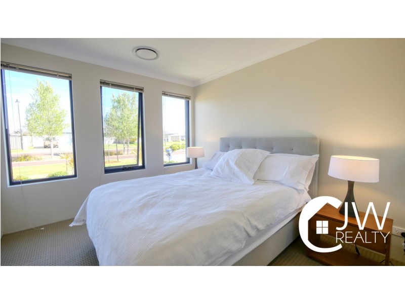 136 Napoleon Promenade, Kealy WA 6280