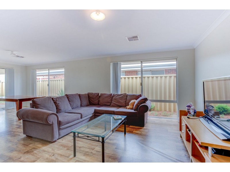 5 Antibes Way, Yalyalup WA 6280