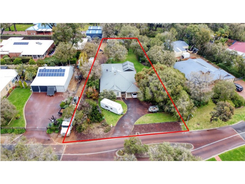 22 Klaehn Crescent, Yalyalup WA 6280