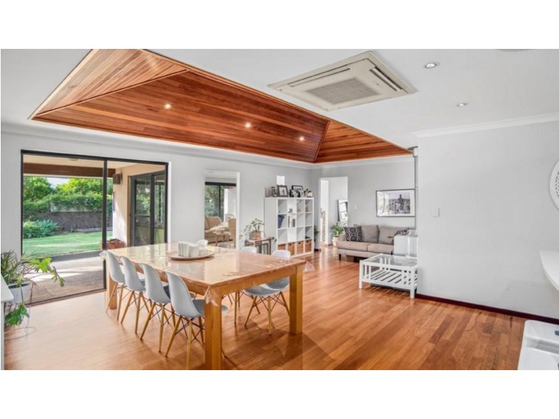 22 Klaehn Crescent, Yalyalup WA 6280