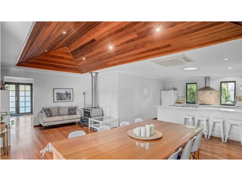 22 Klaehn Crescent, Yalyalup WA 6280