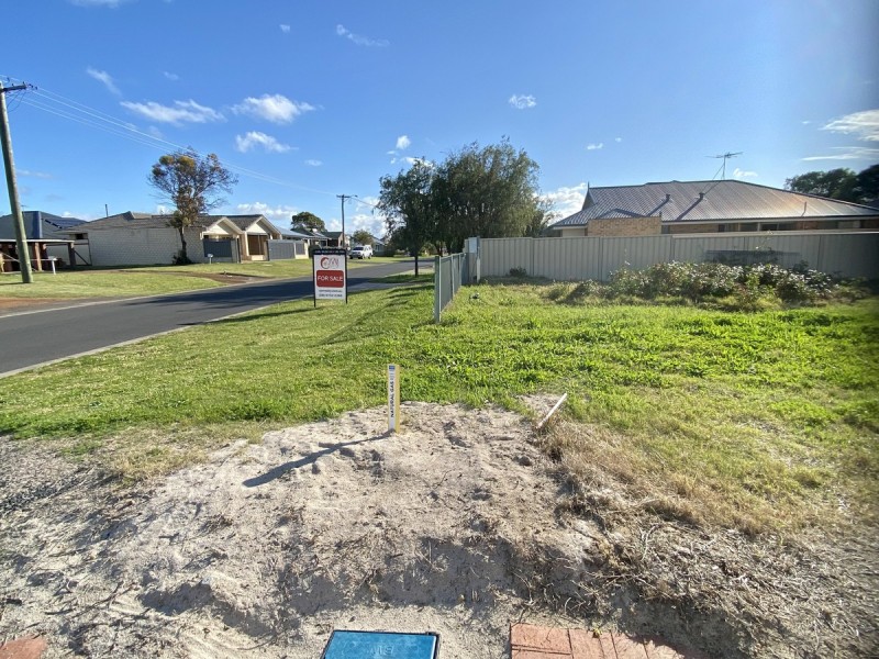 1/81 Fairbairn Road, Busselton WA 6280