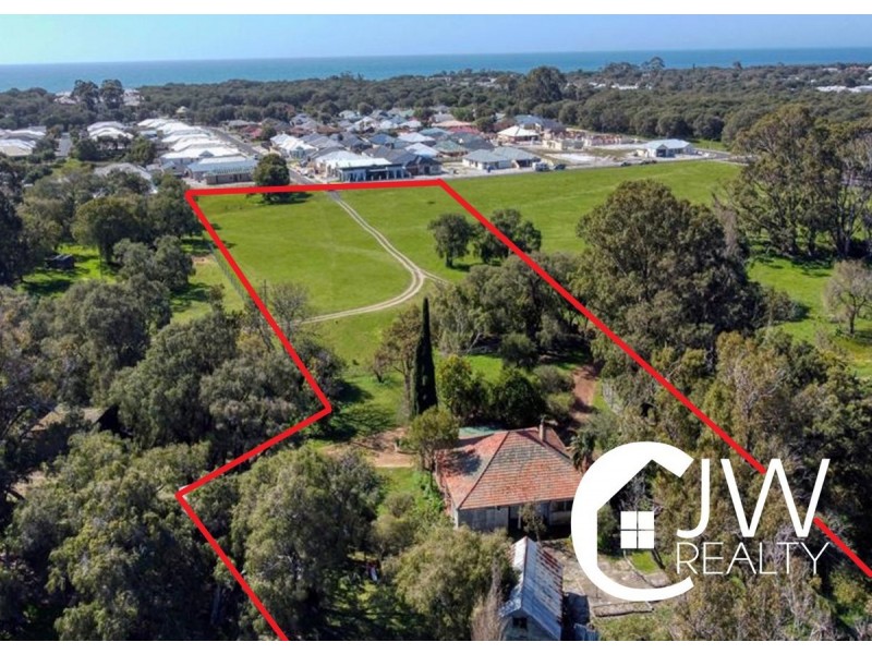 60 Sherwood Crs, Broadwater WA 6280