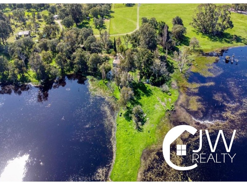 60 Sherwood Crs, Broadwater WA 6280