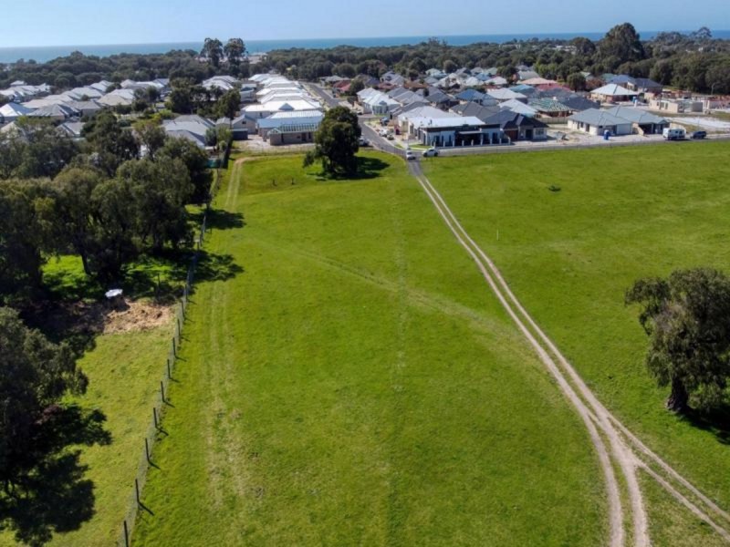 60 Sherwood Crs, Broadwater WA 6280