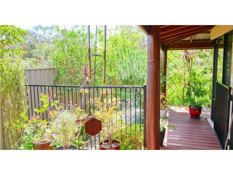 8 Marsupial Bend, Broadwater WA 6280