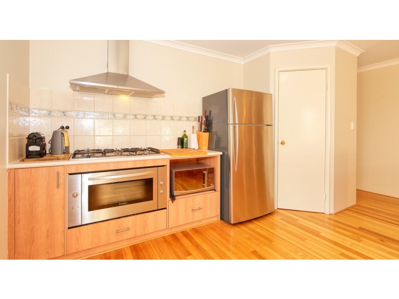 4 Mary Road, Yalyalup WA 6280