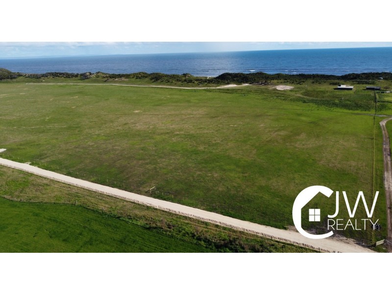 12 Edwards Road, Stirling Estate WA 6271