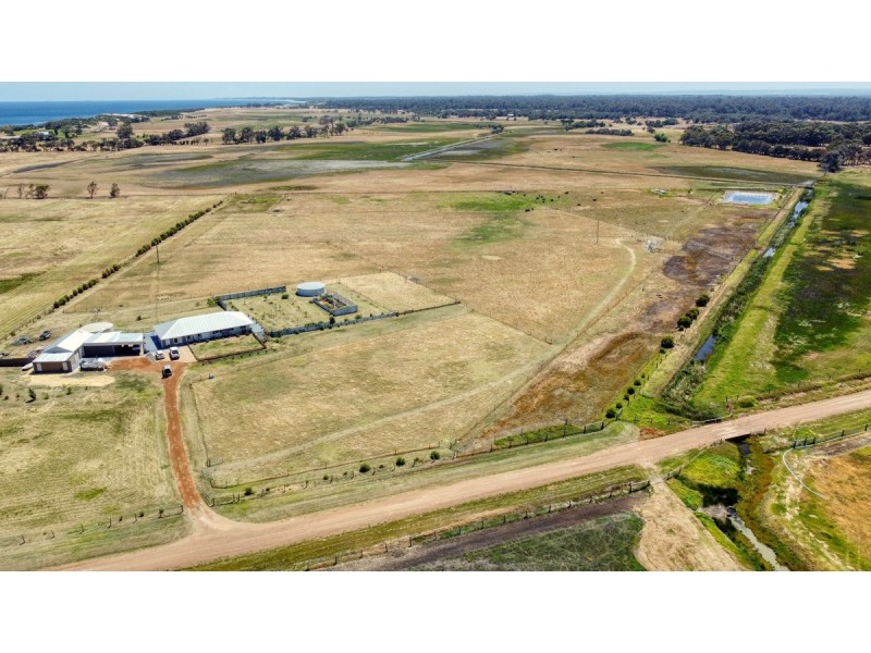 88 Edwards Road, Stirling Estate WA 6271