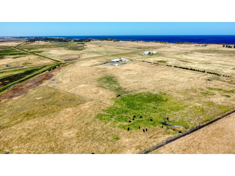 88 Edwards Road, Stirling Estate WA 6271