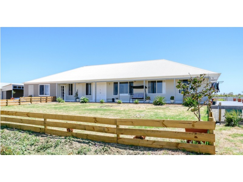 88 Edwards Road, Stirling Estate WA 6271