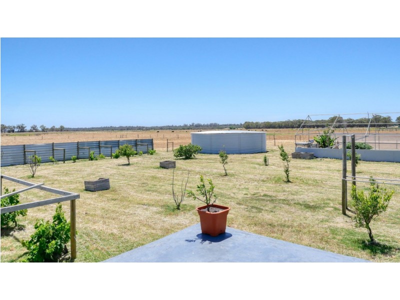 88 Edwards Road, Stirling Estate WA 6271