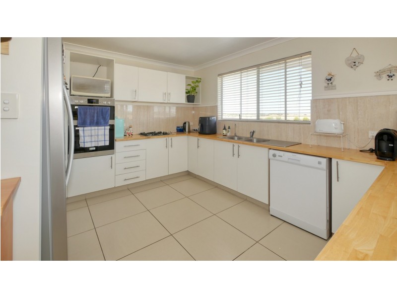 88 Edwards Road, Stirling Estate WA 6271