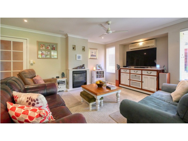 7 Shelduck Court, Broadwater WA 6280