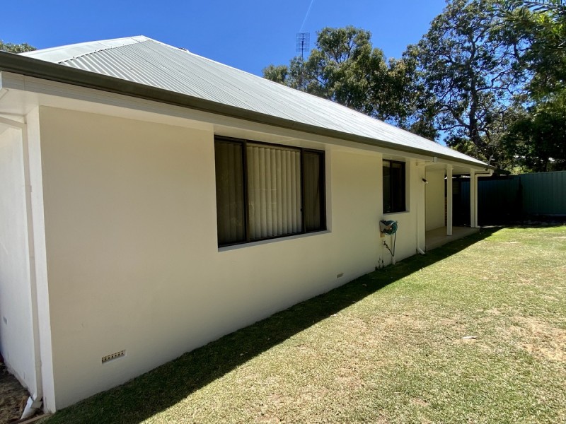 28 CHAPMAN Street, Dunsborough WA 6281