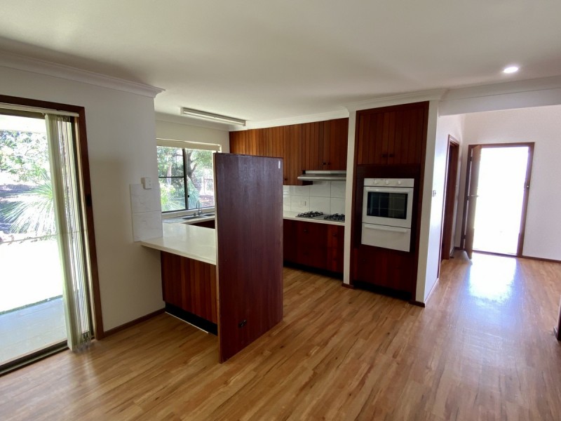 28 CHAPMAN Street, Dunsborough WA 6281