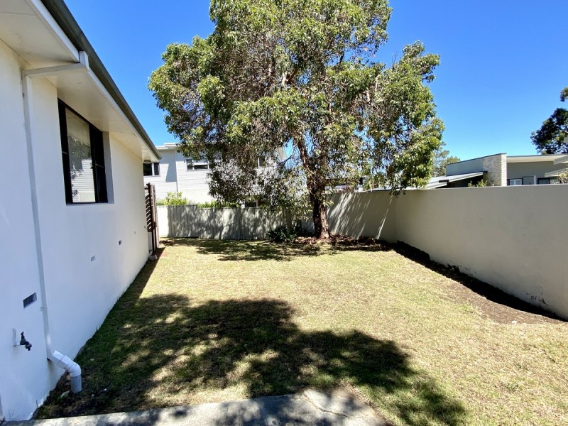 28 CHAPMAN Street, Dunsborough WA 6281