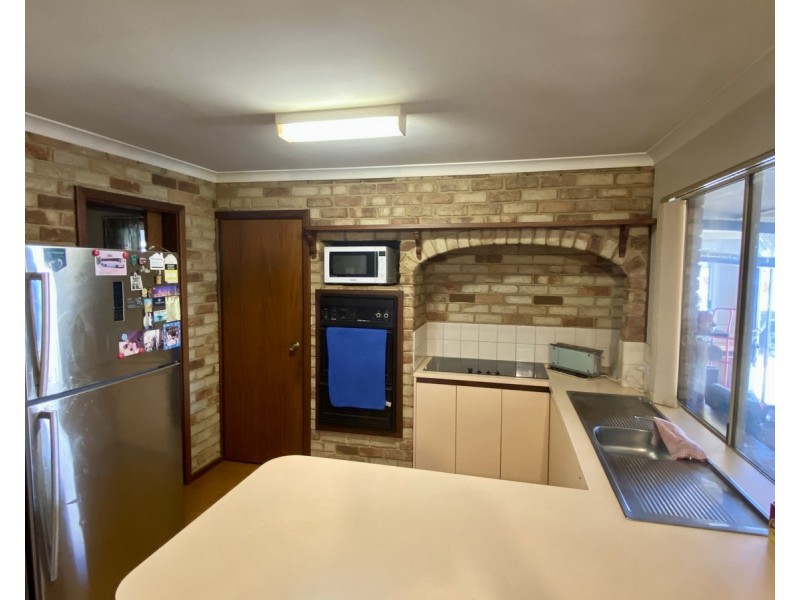 13 Johnston Avenue, West Busselton WA 6280