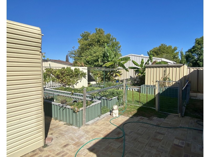 13 Johnston Avenue, West Busselton WA 6280
