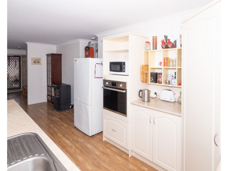 8/66 Carey Street, Busselton WA 6280