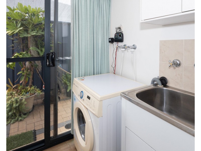 8/66 Carey Street, Busselton WA 6280