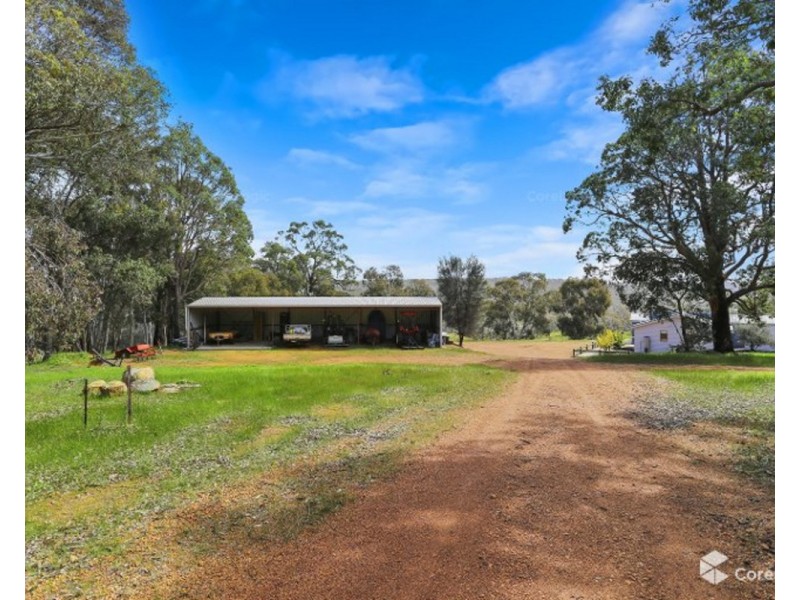 56 Redman Road, Quindanning WA 6391