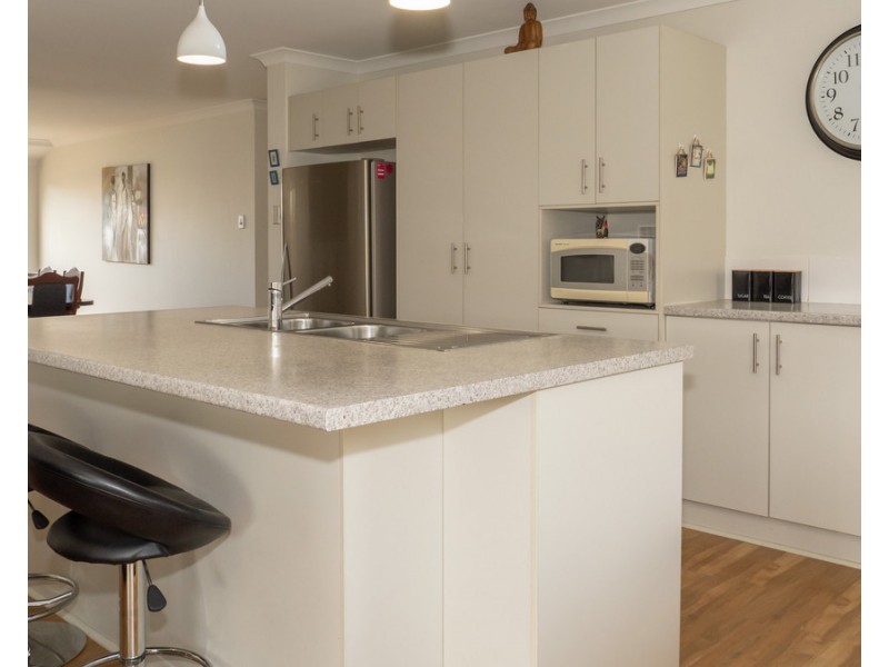 2 Koel Way, Broadwater WA 6280