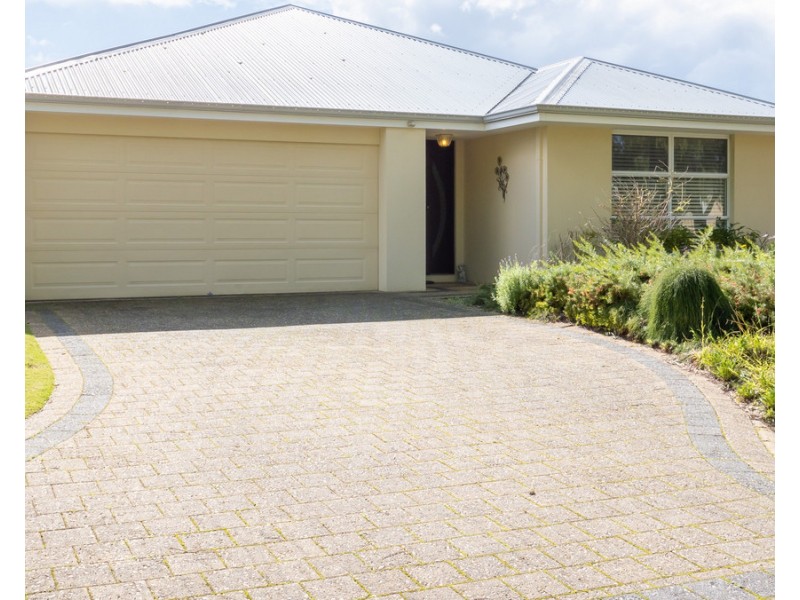 2 Koel Way, Broadwater WA 6280