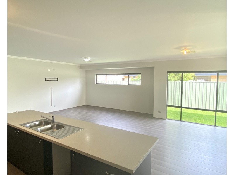 13 Parksview Boulevard, Vasse WA 6280