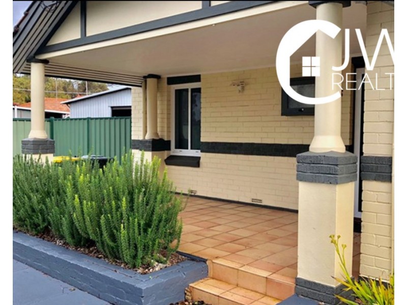 44 Strelly Street, Busselton WA 6280