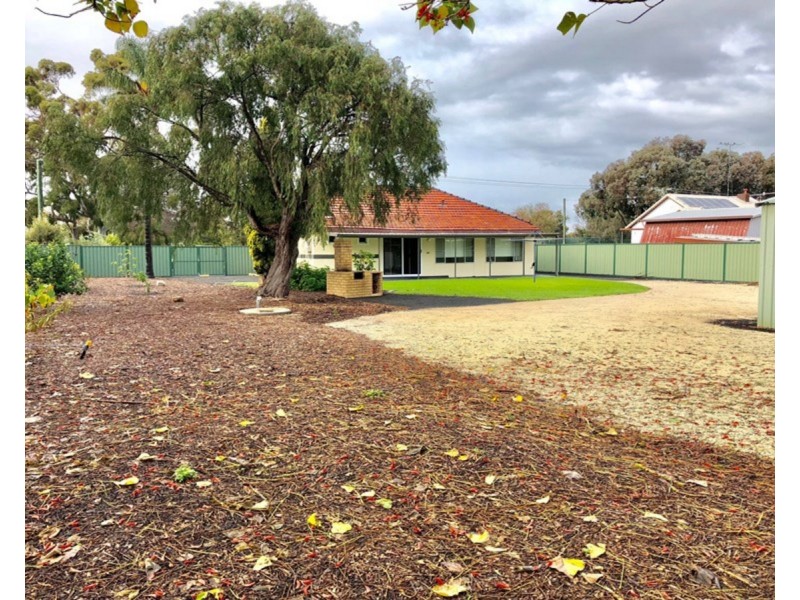 44 Strelly Street, Busselton WA 6280