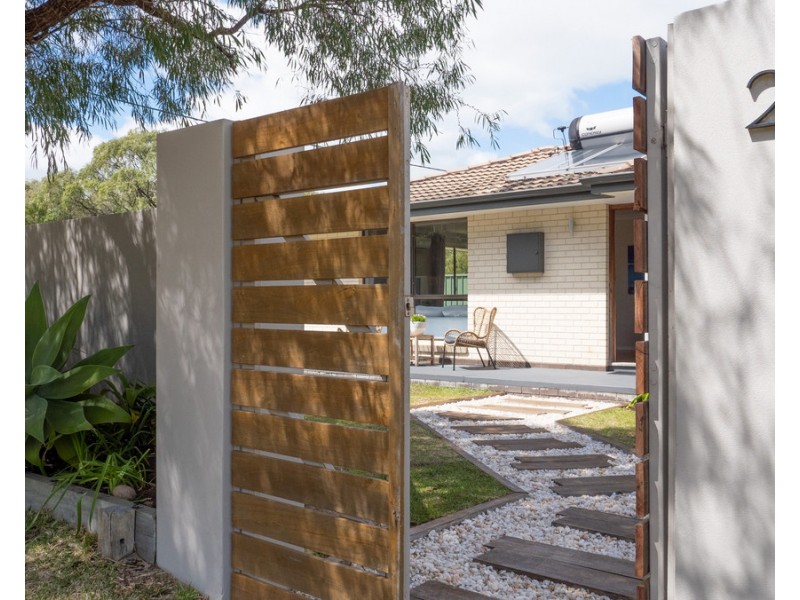 2 Diedre Street, Broadwater WA 6280